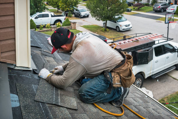 Professional Roofing technician working in Hooper, NE